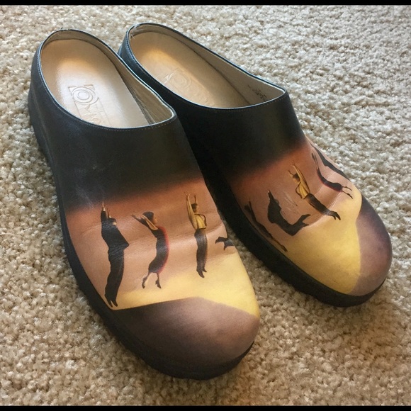 ICON slip on mules size 6.5-7M - Picture 1 of 6